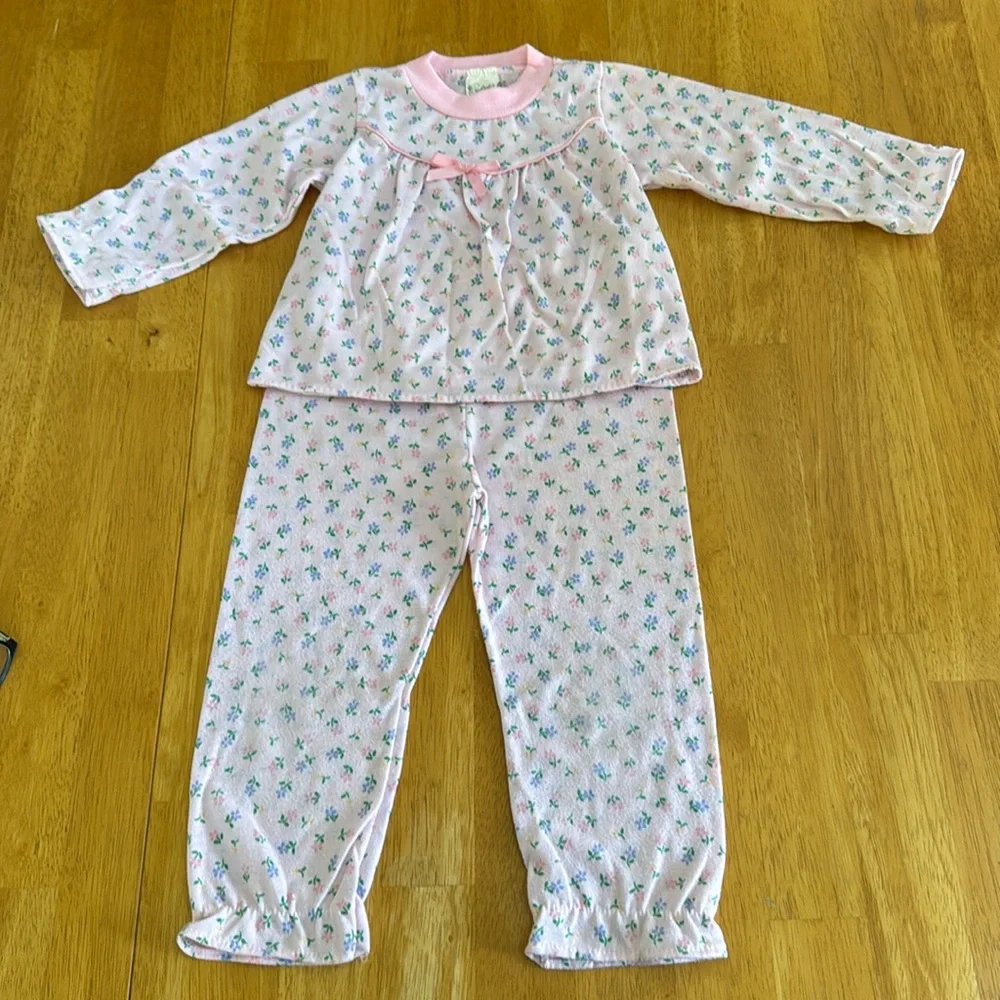 Vintage Pink Floral Girls Toddler Pajamas 3T See Measurements